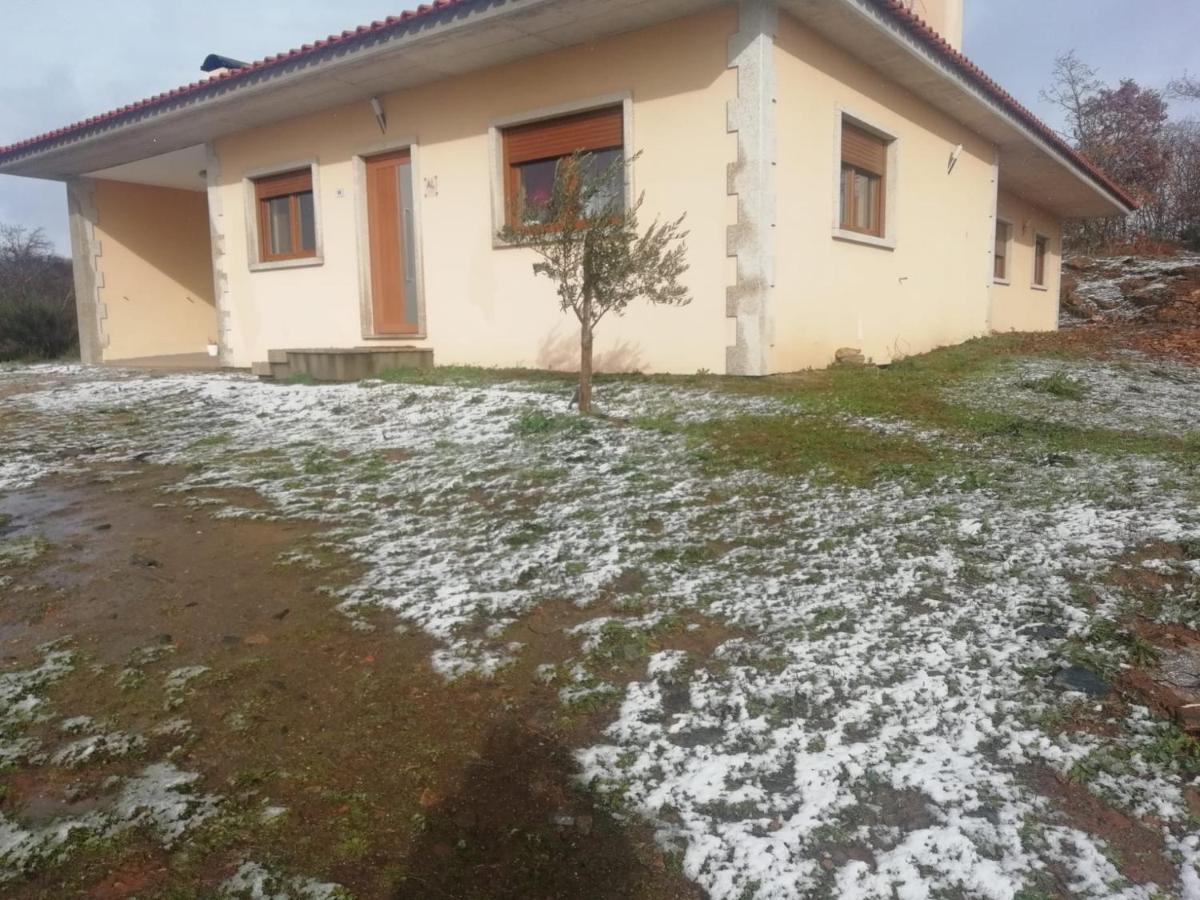 Casa Da Fonte Em Prada, Vinhais Zewnętrze zdjęcie